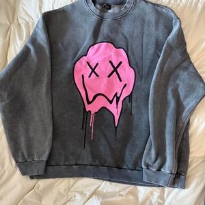 Oversized BoohooMAN crewneck in grey acid wash with bold pink "Drip Face" XL